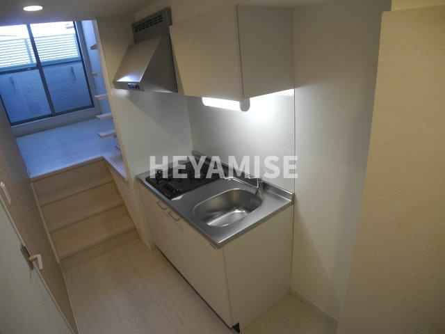 modern palazzo多良見ICのキッチン