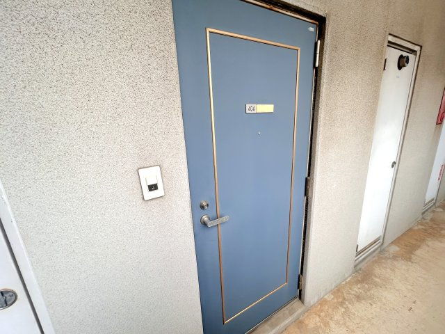 イッツビルの玄関