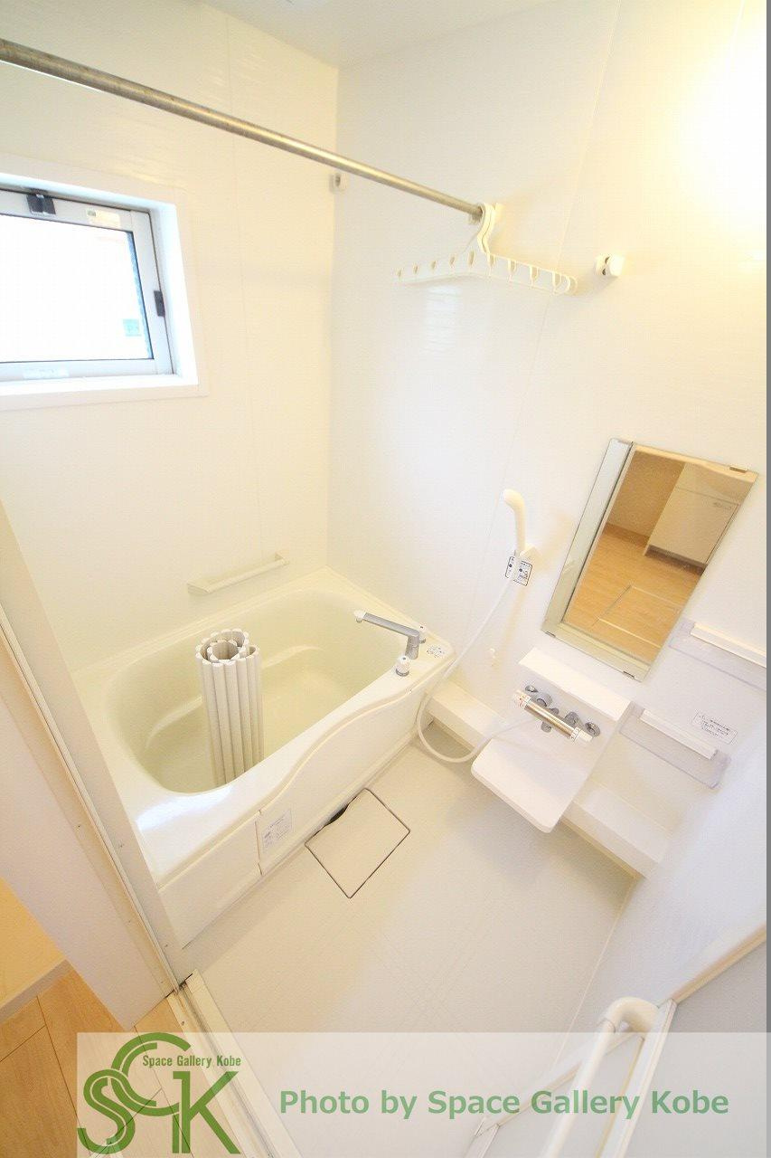 レガーロ.STの浴室|※同物件の別のお部屋の写真です※
