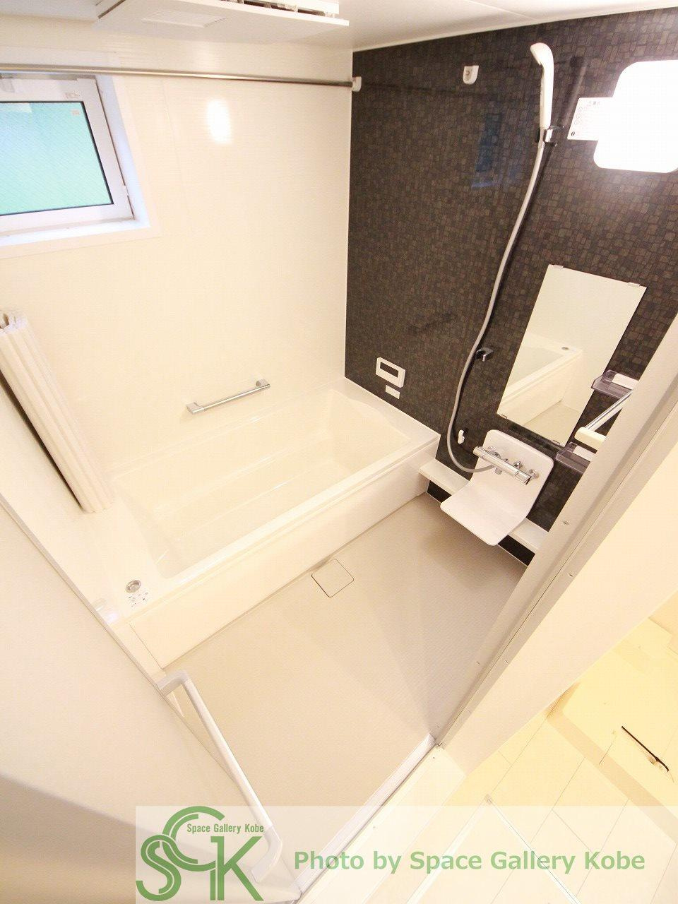 ウィット垂水Ⅱの浴室|※同物件の別のお部屋の写真です※