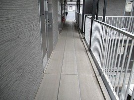 加古川市加古川町本町のアパートのその他|２階廊下