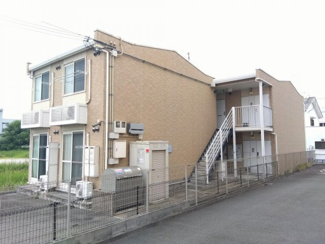 加古川市加古川町南備後のアパートの外観