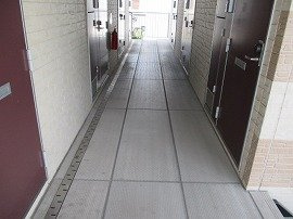 レオパレスサンフレグランスのその他|2階廊下