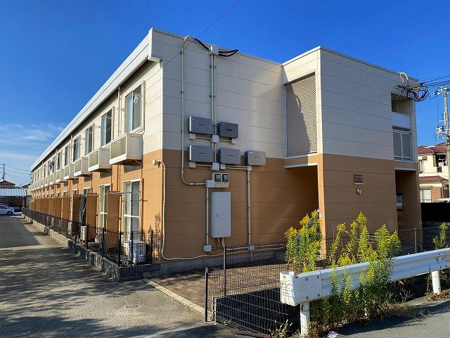 加古川市野口町長砂のアパートの外観