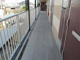 加古川市野口町北野のアパートのその他|2階廊下