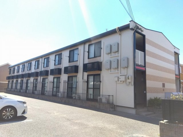 加古川市加古川町南備後のアパートの外観