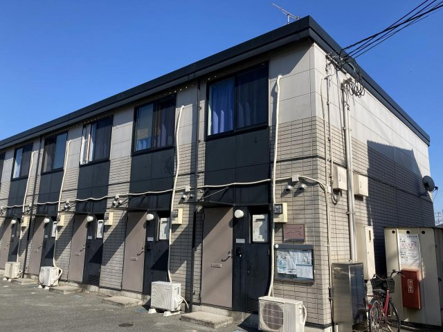 加古川市尾上町養田のアパートの外観