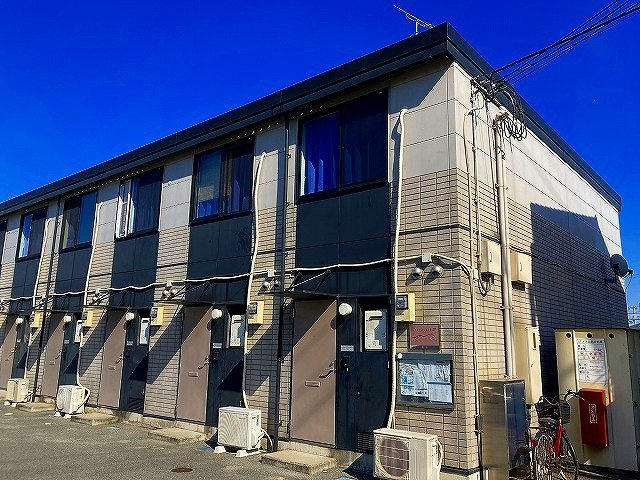 加古川市尾上町養田のアパートの外観