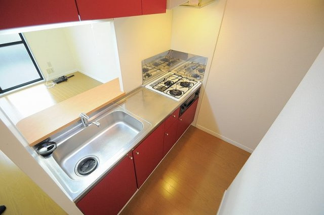 加古川市平岡町新在家のアパートのキッチン