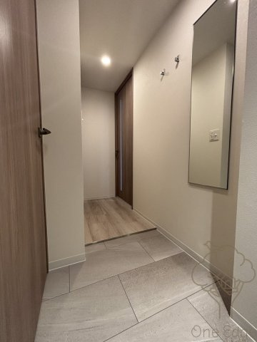 コンフォリア・リヴ本町ＷＥＳＴ Ｑの玄関