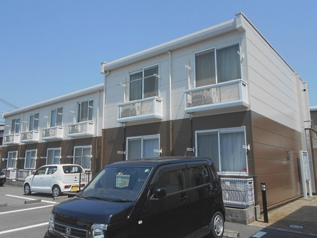 加古川市加古川町南備後のアパート
