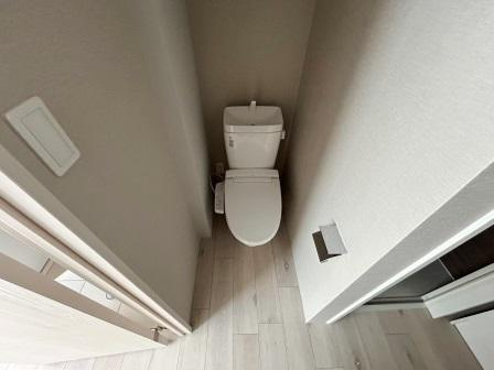 ＯＭＯＣｉ　ＤＥ　ＳＥＮＧＯＫＵのトイレ|ゆったりとした空間のトイレです