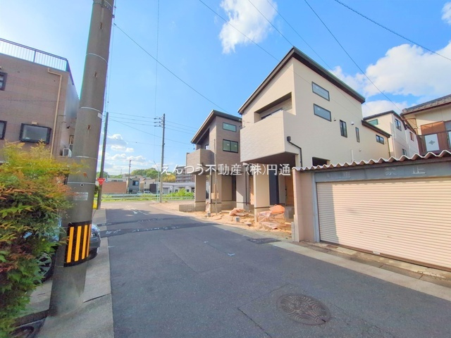 天白区一本松1期の前面道路含む現地写真