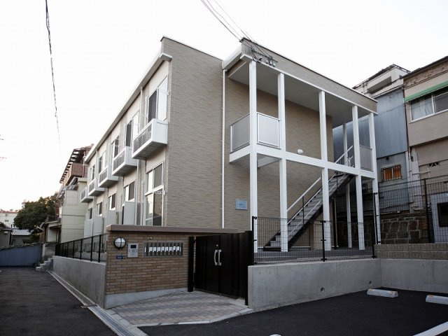 神戸市中央区野崎通３丁目のアパート