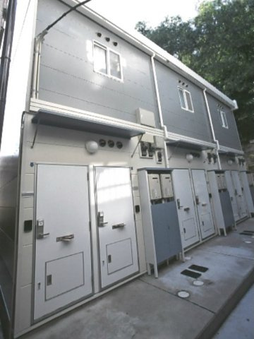 神戸市中央区熊内町５丁目のアパートの外観