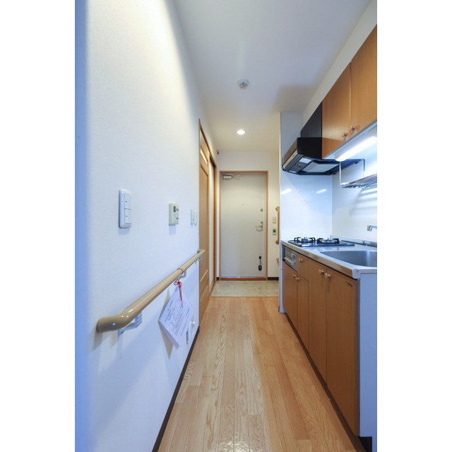 ユートピア三田　の玄関