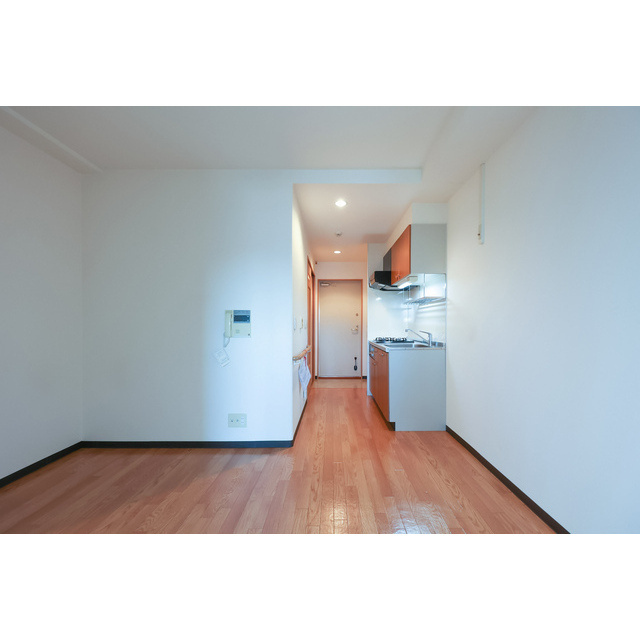 ユートピア三田　