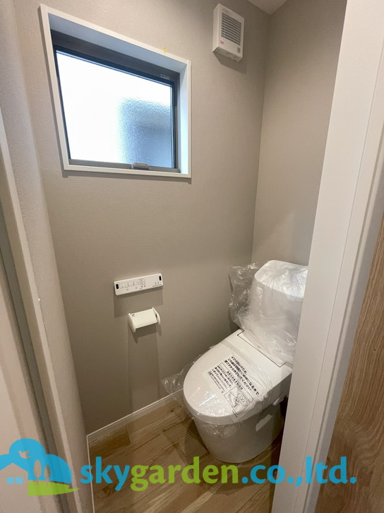 藤沢市亀井野４丁目　新築戸建　全3棟D号棟のトイレ