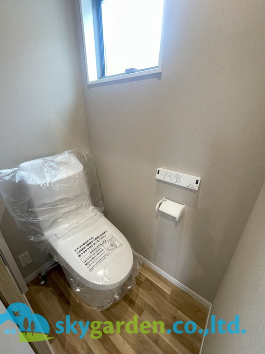 藤沢市亀井野４丁目　新築戸建　全3棟D号棟のトイレ