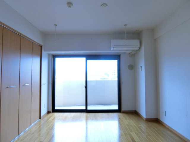 プレゼンスの洋室|イメージ3Aの写真