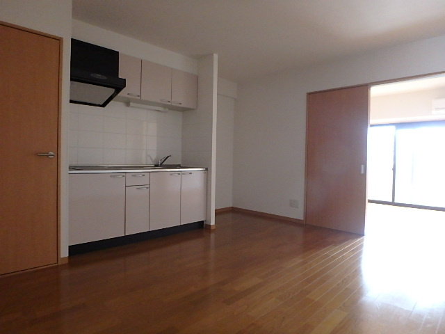 プレゼンスの居間・リビング