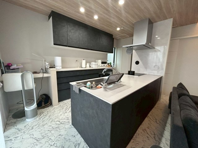 八街市朝日　中古戸建のキッチン