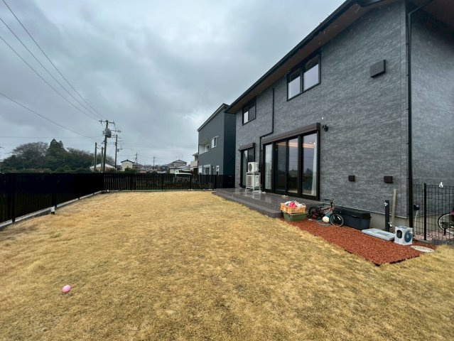 八街市朝日　中古戸建の庭