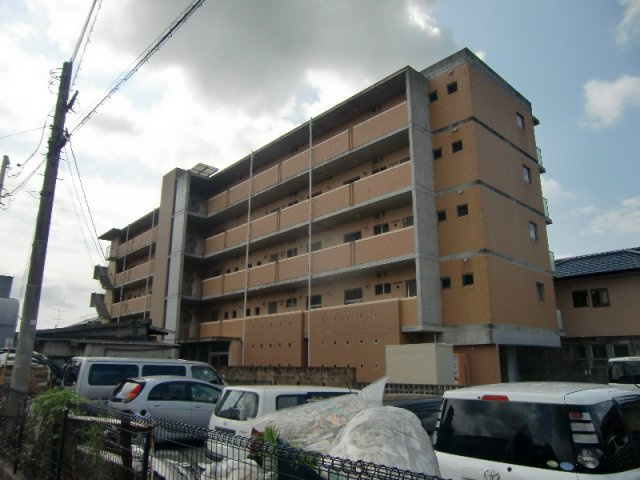 シャンテファミーユ