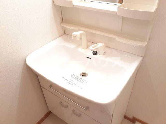 プラウド幕張本郷Ⅲの独立洗面台|玄関