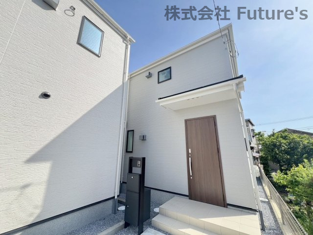 三郷市彦沢1丁目　新築戸建　全3棟　1号棟の外観|2025年5月築の新築分譲住宅・三郷市彦沢1丁目