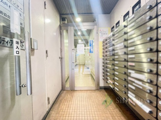 【ロビー】 | 東カングランドマンション池袋 | エントランスホール