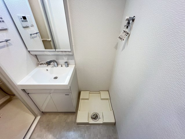 S-RESIDENCE大阪同心の洗面所