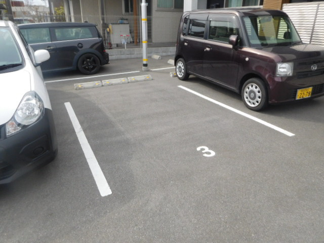 フェーレースの駐車場