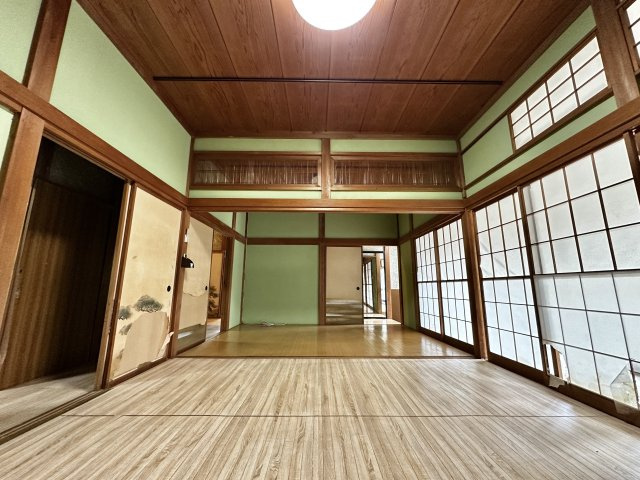 中郡大磯町生沢　敷地広々大型平屋住宅の和室