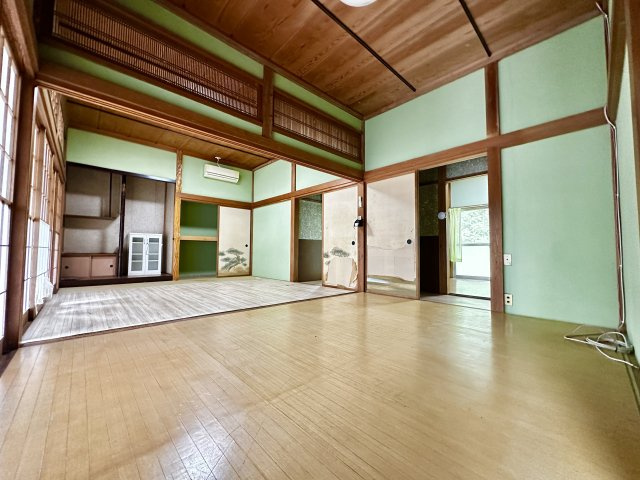 中郡大磯町生沢　敷地広々大型平屋住宅の和室