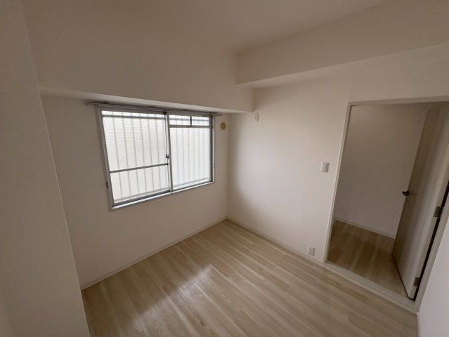 ヴィラスリースター鶴浜の居間・リビング