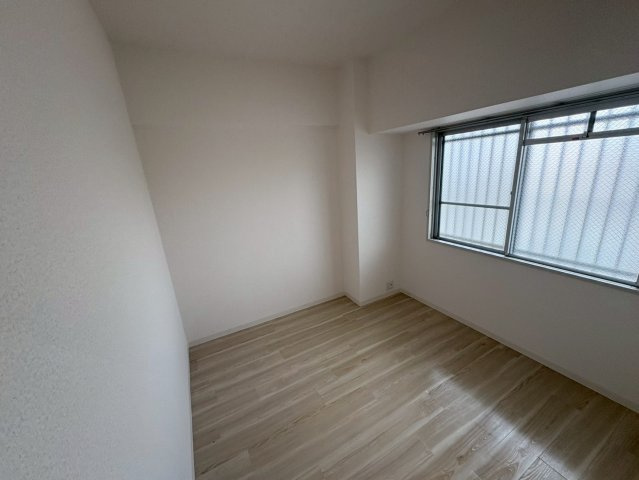 ヴィラスリースター鶴浜の居間・リビング