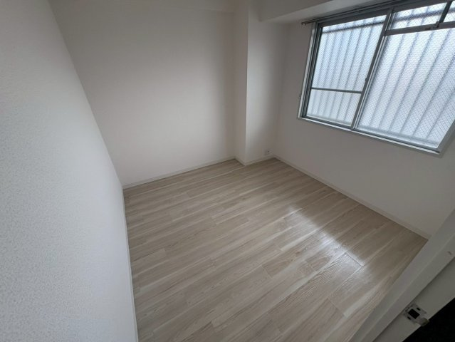 ヴィラスリースター鶴浜の居間・リビング