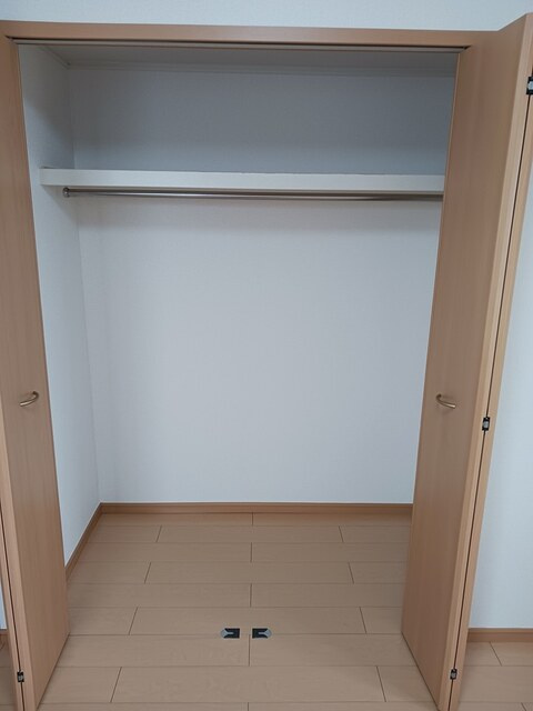 ローズアイズの収納
