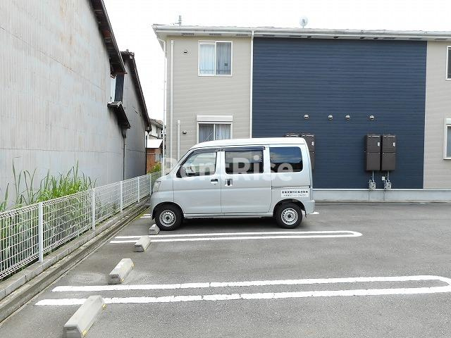 リヴィエールの駐車場|駐車場