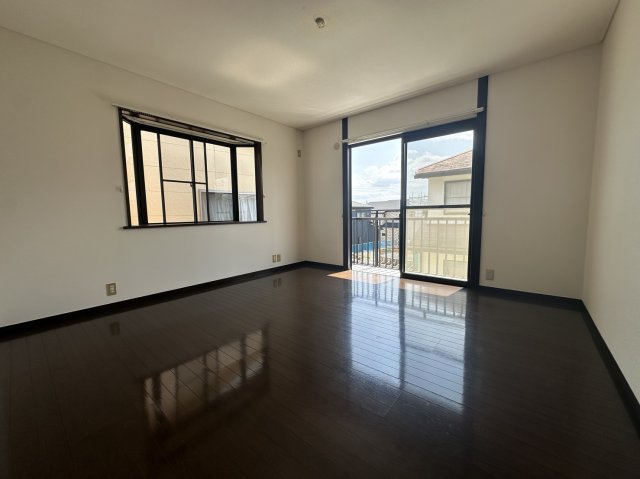 小田原市高田　ダイナシティ近辺の中古戸建の洋室