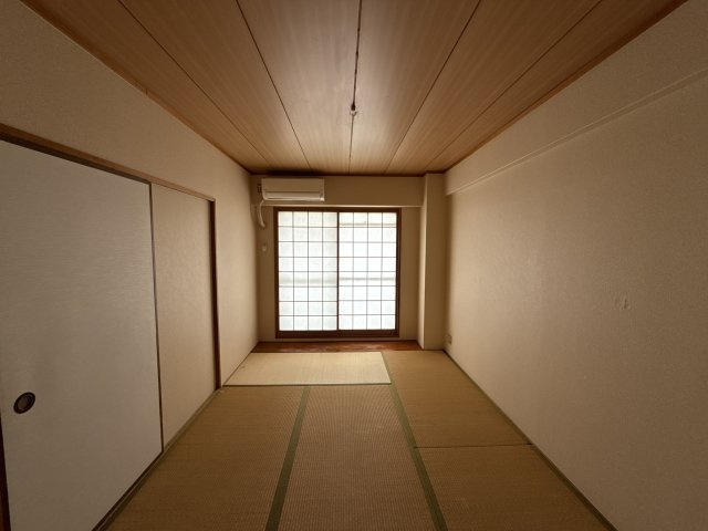 ラ・バレーヌ辻井の和室
