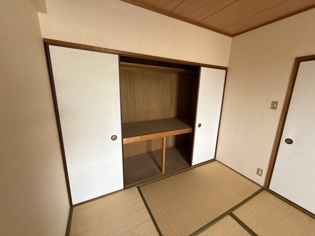 ラ・バレーヌ辻井の収納