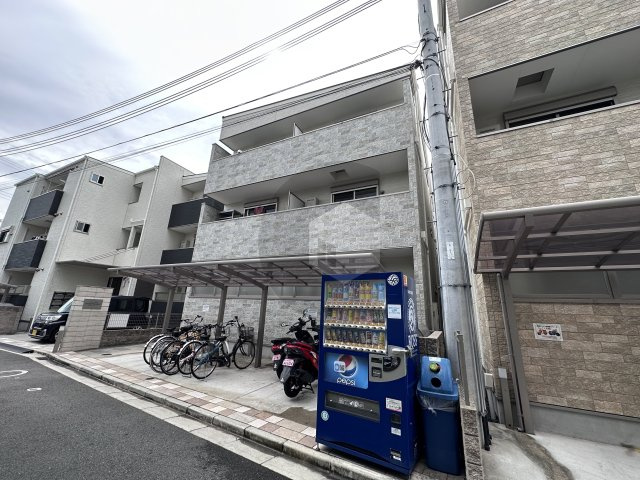 クリエオーレ荒本2の外観