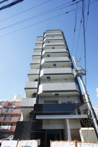 プレミアムコート天神橋エイトの外観