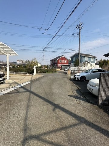 【中古】入間郡越生町上野平屋建て中古住宅の前面道路含む現地写真|前面道路含む現地写真です