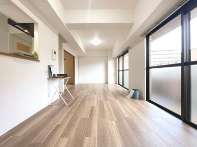 【居間・リビング】 | 千里山東一番館