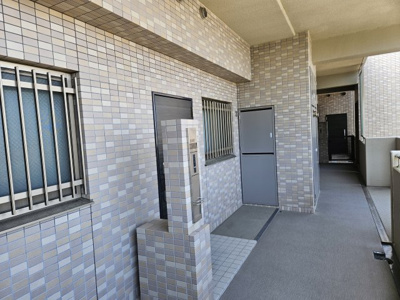 【玄関】 | サーパス青葉町