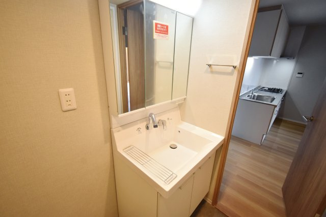 LANI　TERRACE NISHINOMIYAの洗面所