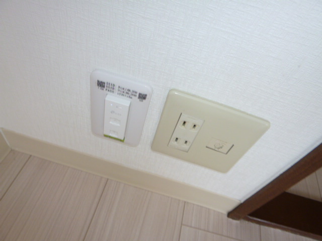 フォブール三冠Ｂの設備